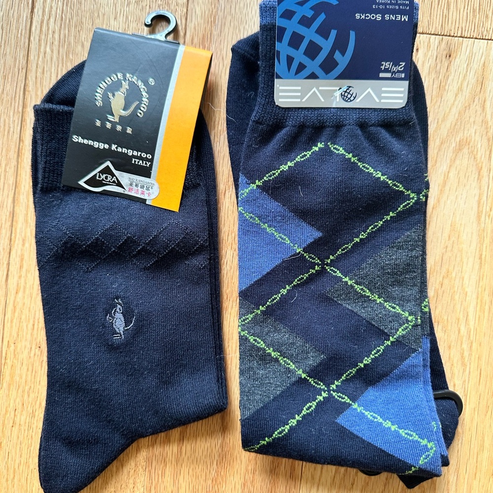 Men's Black and Blue Socks